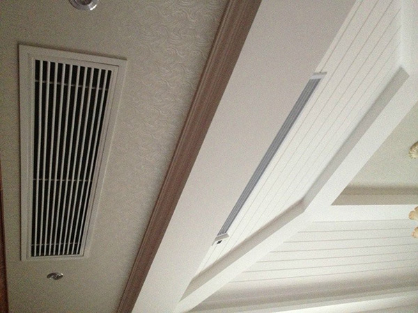 ���̰���